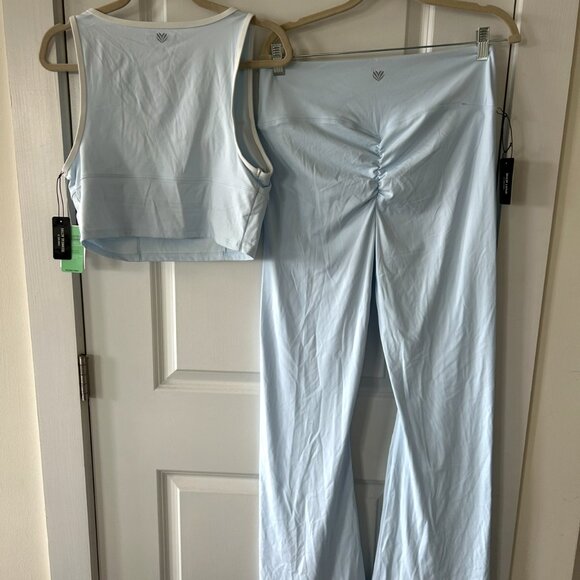 FOREVER 21 WORKOUT SET- UNWORN - Picture 13 of 13